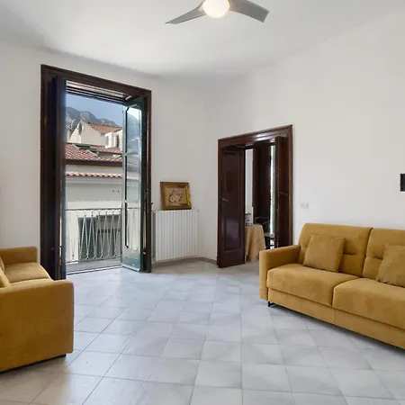 Apartment Nistela House