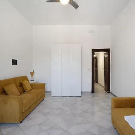 Nistela House Apartment